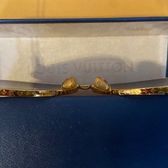 Lois Vuitton Sunglasses